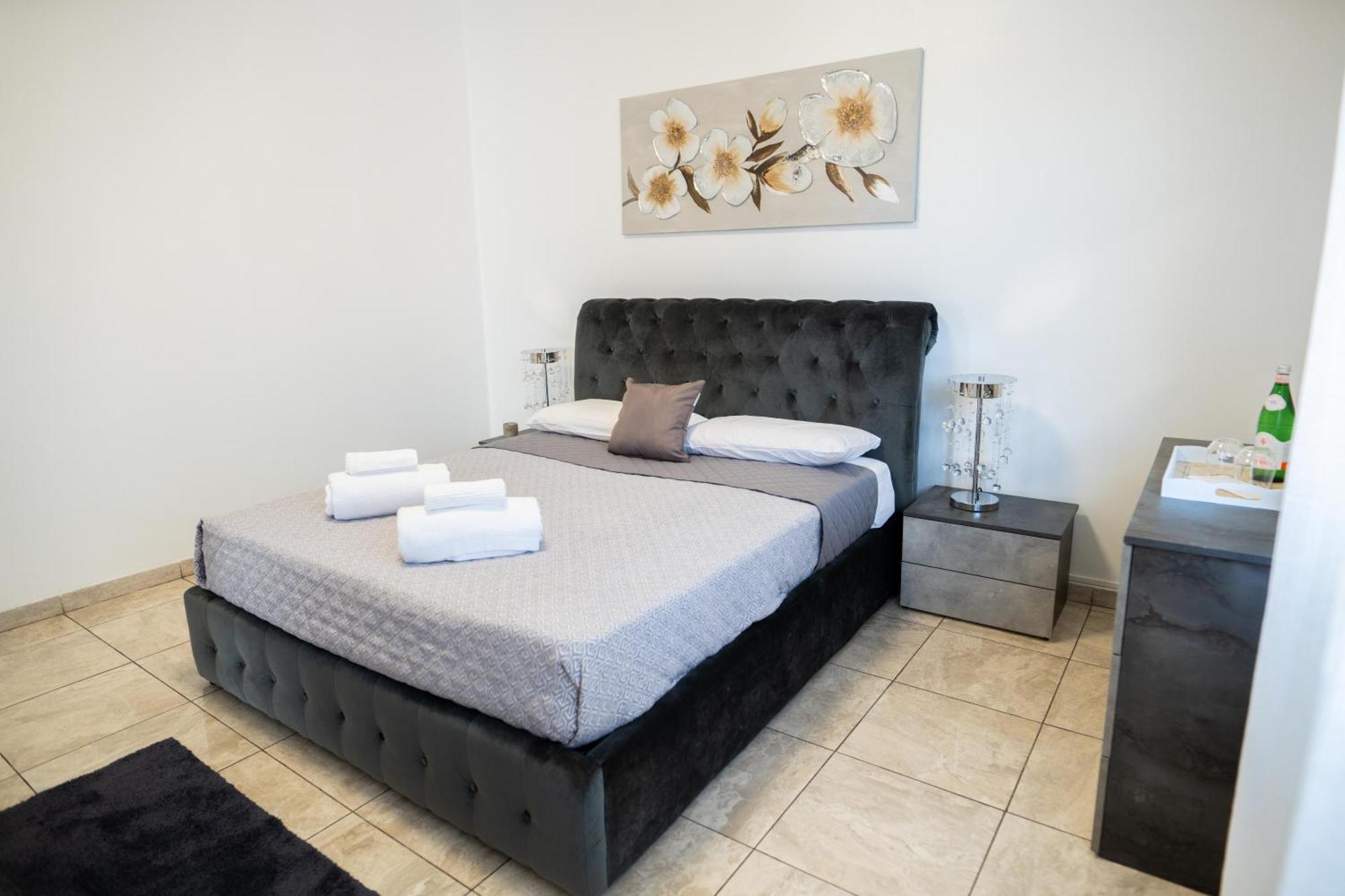 Ryan Holiday home Bergamo